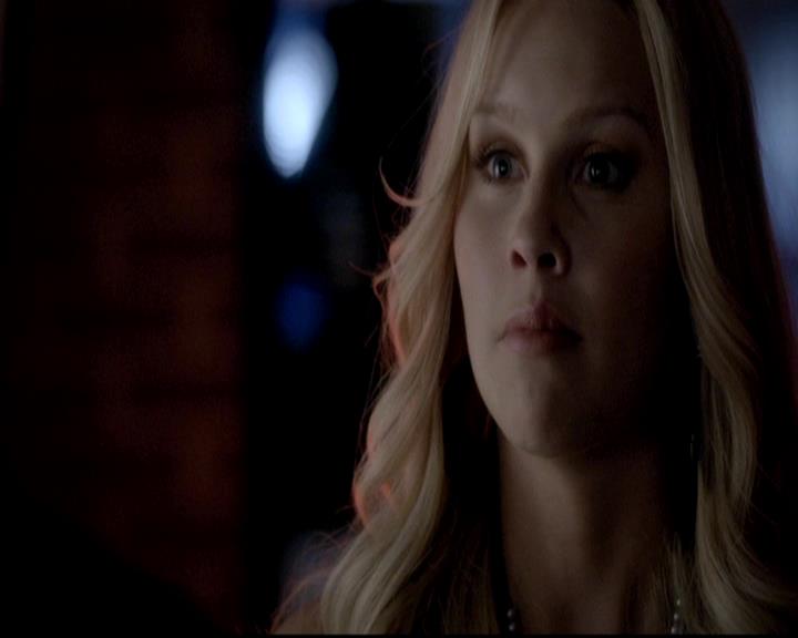 VampireDiariesWorld-dot-org_4x12AViewToAKill1817.jpg