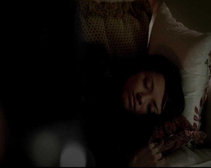 VampireDiariesWorld-dot-org_4x12AViewToAKill1854.jpg