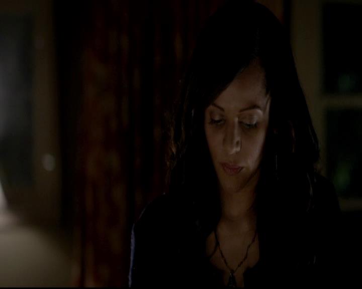 VampireDiariesWorld-dot-org_4x12AViewToAKill1855.jpg