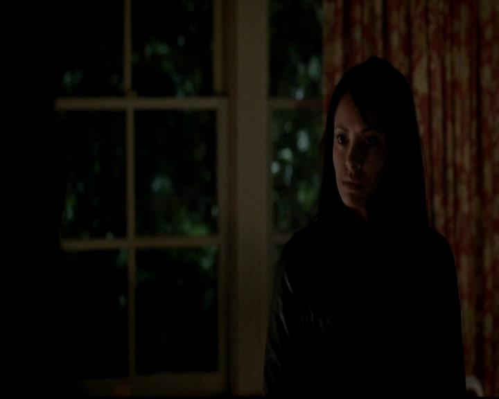 VampireDiariesWorld-dot-org_4x12AViewToAKill1860.jpg