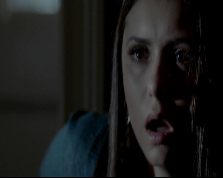 VampireDiariesWorld-dot-org_4x12AViewToAKill1888.jpg