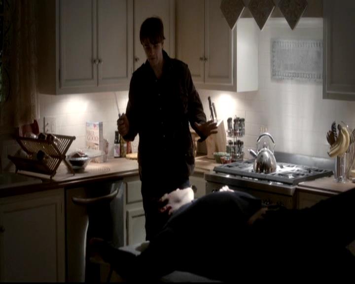 VampireDiariesWorld-dot-org_4x12AViewToAKill1891.jpg