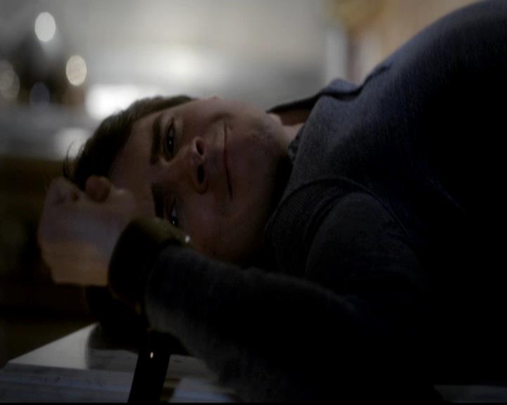 VampireDiariesWorld-dot-org_4x12AViewToAKill1894.jpg