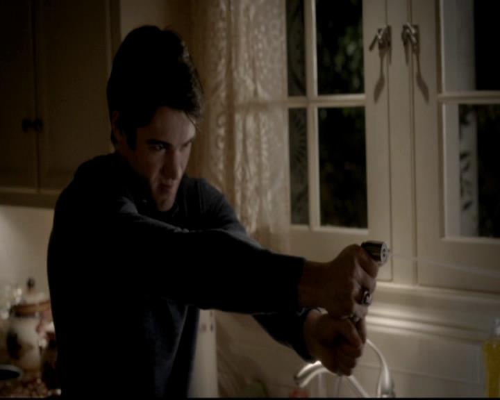 VampireDiariesWorld-dot-org_4x12AViewToAKill1919.jpg