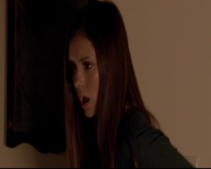 VampireDiariesWorld-dot-org_4x12AViewToAKill1936.jpg