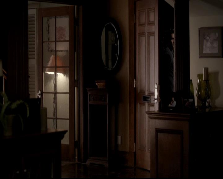 VampireDiariesWorld-dot-org_4x12AViewToAKill2053.jpg