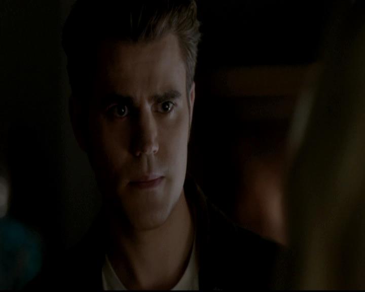 VampireDiariesWorld-dot-org_4x12AViewToAKill2098.jpg