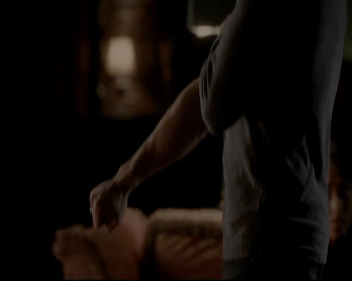 VampireDiariesWorld-dot-org_4x12AViewToAKill2121.jpg
