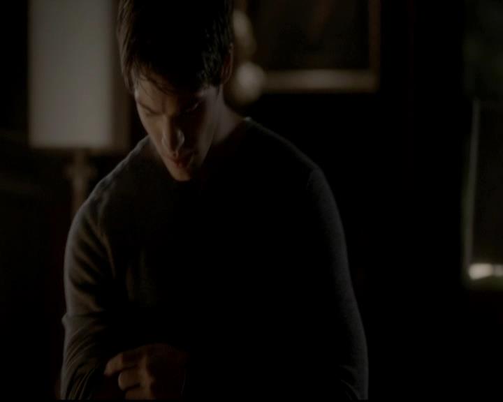 VampireDiariesWorld-dot-org_4x12AViewToAKill2123.jpg