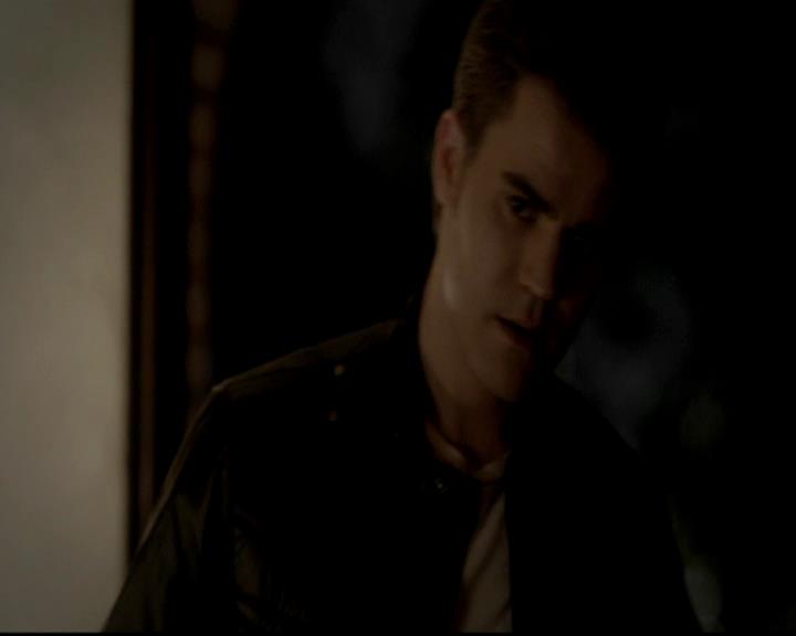 VampireDiariesWorld-dot-org_4x12AViewToAKill2158.jpg