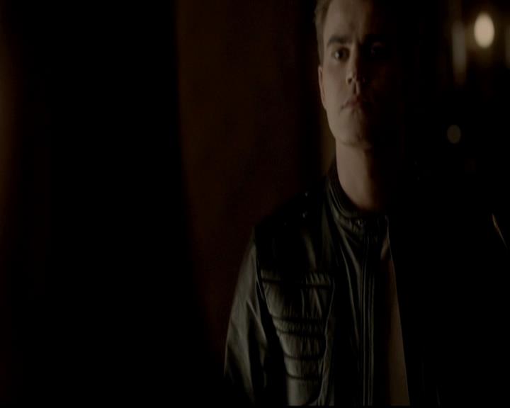 VampireDiariesWorld-dot-org_4x12AViewToAKill2172.jpg