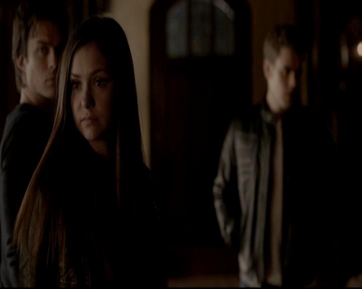 VampireDiariesWorld-dot-org_4x12AViewToAKill2192.jpg
