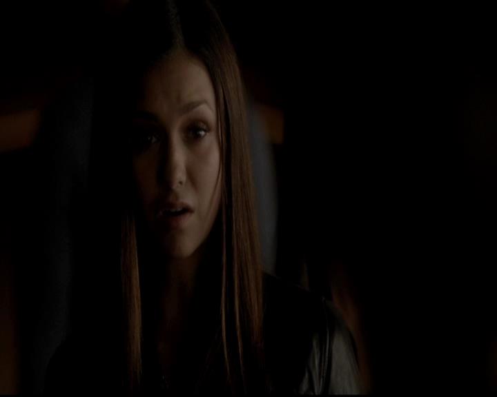 VampireDiariesWorld-dot-org_4x12AViewToAKill2201.jpg