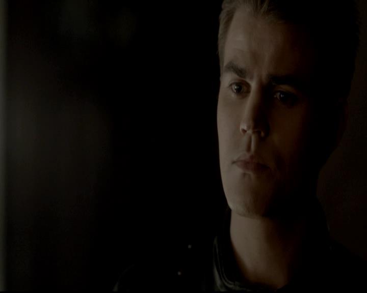 VampireDiariesWorld-dot-org_4x12AViewToAKill2217.jpg