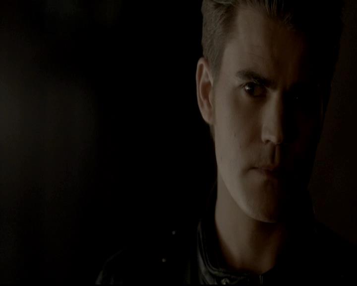 VampireDiariesWorld-dot-org_4x12AViewToAKill2220.jpg