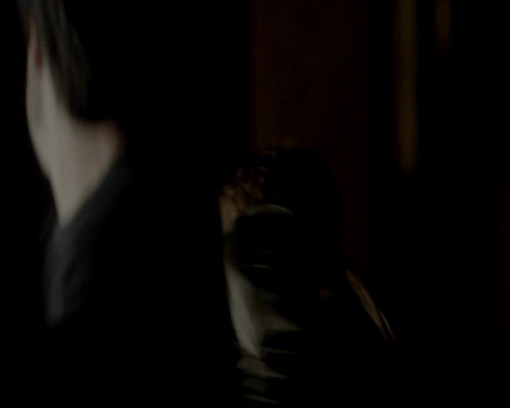 VampireDiariesWorld-dot-org_4x12AViewToAKill2243.jpg