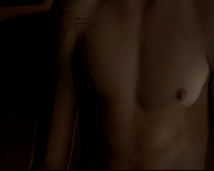 VampireDiariesWorld-dot-org_4x12AViewToAKill2266.jpg