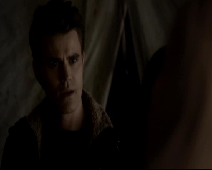 VampireDiariesWorld-dot-org_4x13IntoTheWild2181.jpg