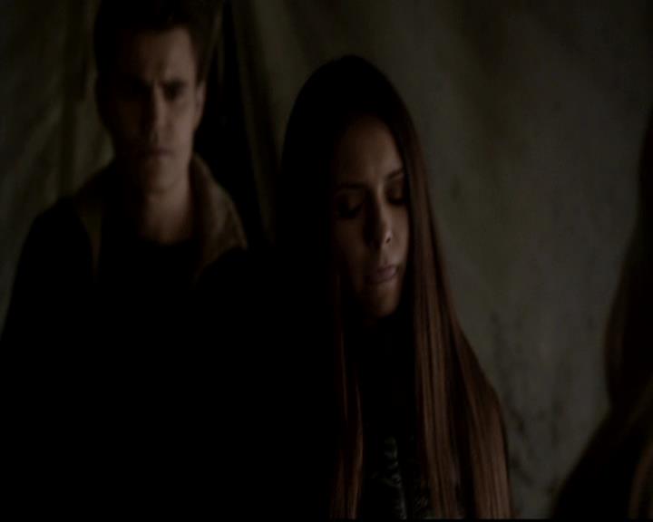 VampireDiariesWorld-dot-org_4x13IntoTheWild2196.jpg