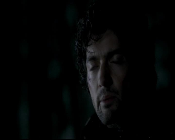 VampireDiariesWorld-dot-org_4x13IntoTheWild2258.jpg