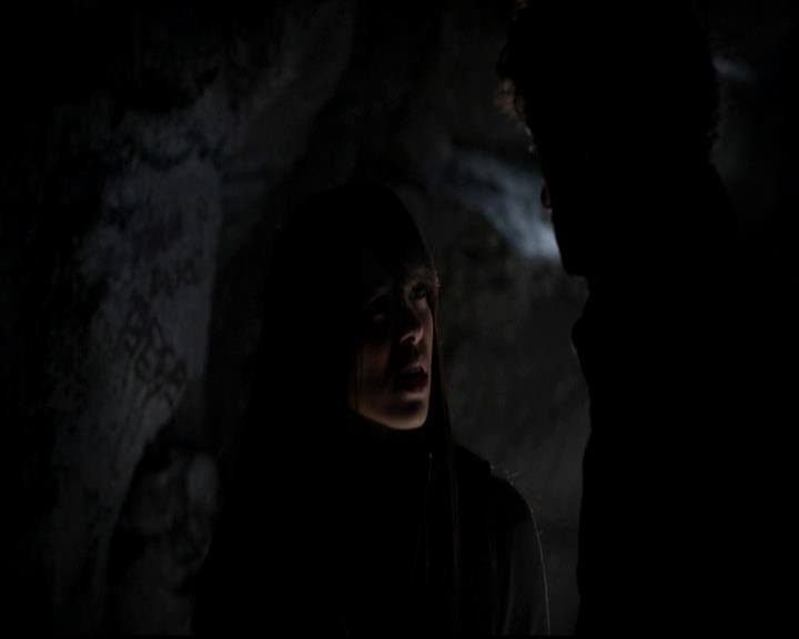 VampireDiariesWorld-dot-org_4x14DownTheRabbitHole0314.jpg