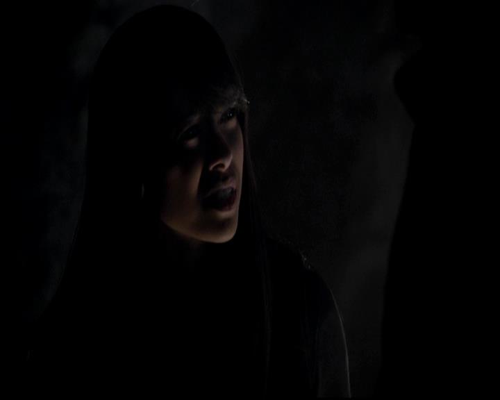 VampireDiariesWorld-dot-org_4x14DownTheRabbitHole0315.jpg