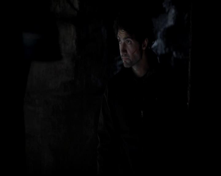 VampireDiariesWorld-dot-org_4x14DownTheRabbitHole0328.jpg