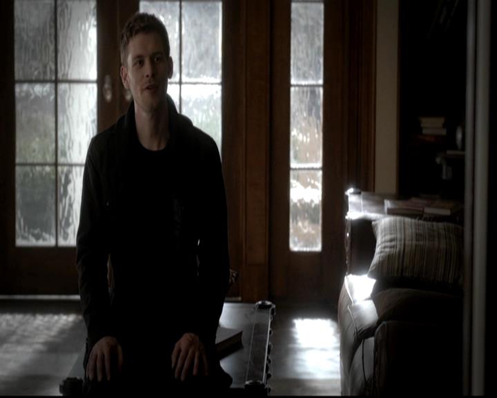VampireDiariesWorld-dot-org_4x14DownTheRabbitHole0337.jpg
