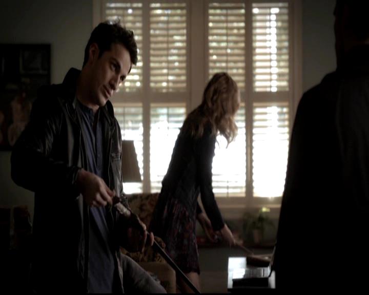VampireDiariesWorld-dot-org_4x14DownTheRabbitHole0374.jpg