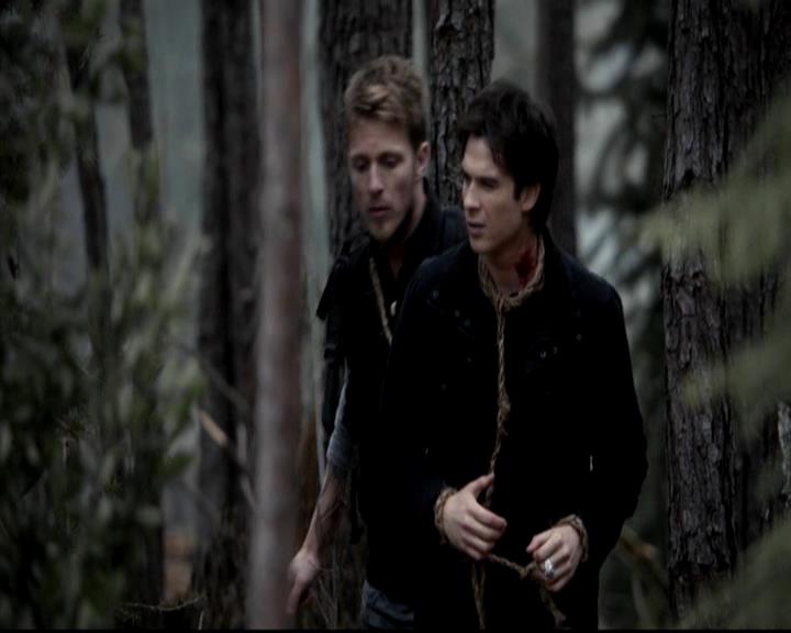 VampireDiariesWorld-dot-org_4x14DownTheRabbitHole0805.jpg
