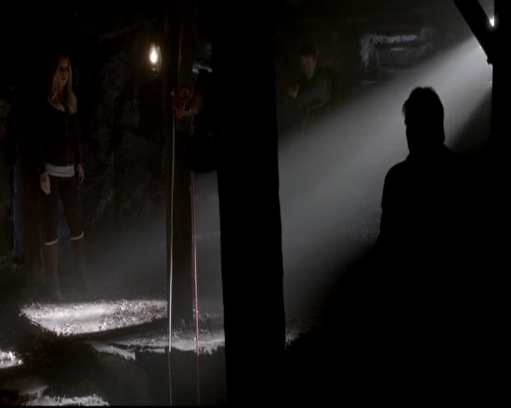 VampireDiariesWorld-dot-org_4x14DownTheRabbitHole1168.jpg