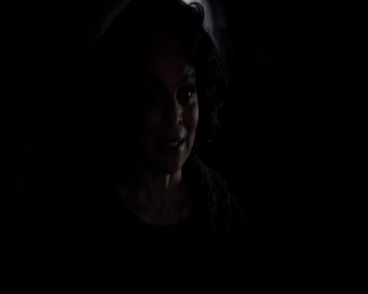 VampireDiariesWorld-dot-org_4x14DownTheRabbitHole1386.jpg