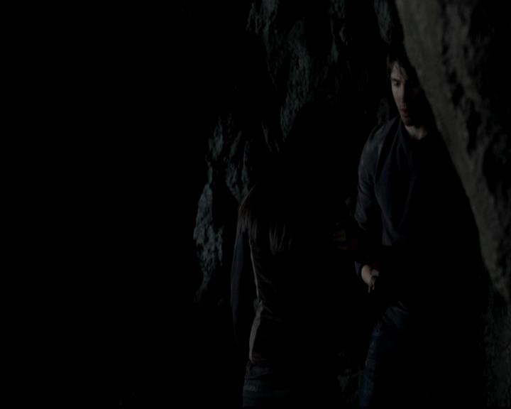 VampireDiariesWorld-dot-org_4x14DownTheRabbitHole1469.jpg