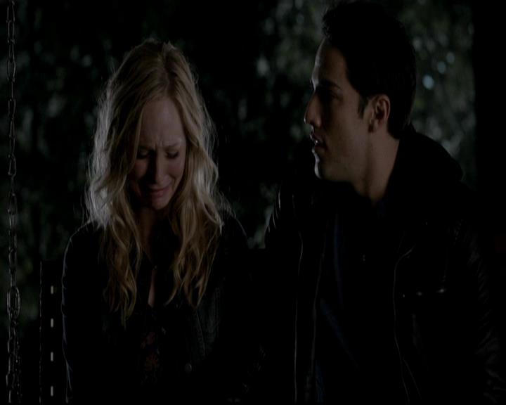 VampireDiariesWorld-dot-org_4x14DownTheRabbitHole1712.jpg