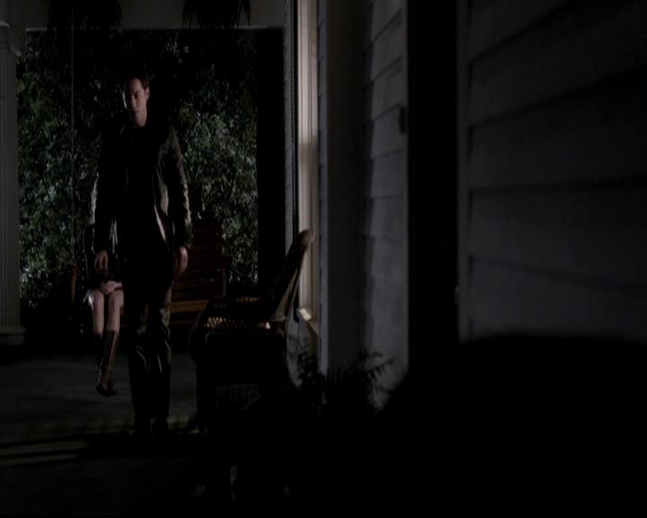 VampireDiariesWorld-dot-org_4x14DownTheRabbitHole1809.jpg