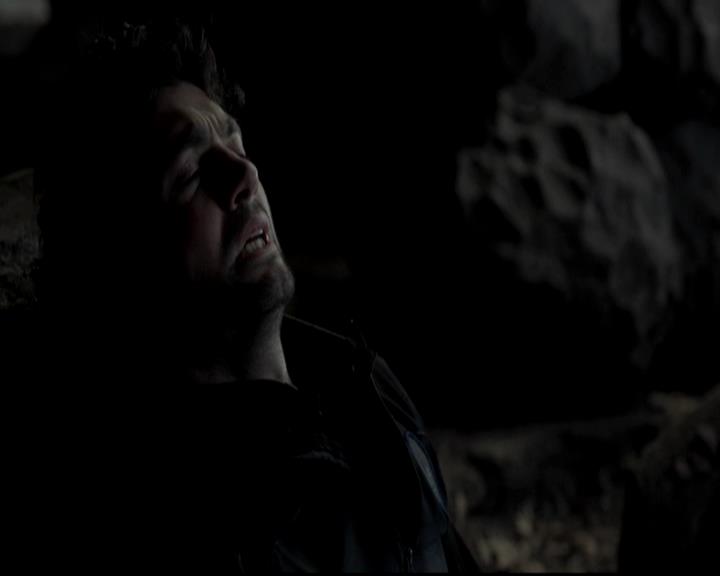 VampireDiariesWorld-dot-org_4x14DownTheRabbitHole1884.jpg