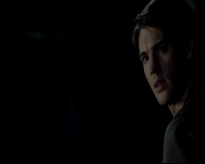 VampireDiariesWorld-dot-org_4x14DownTheRabbitHole1972.jpg