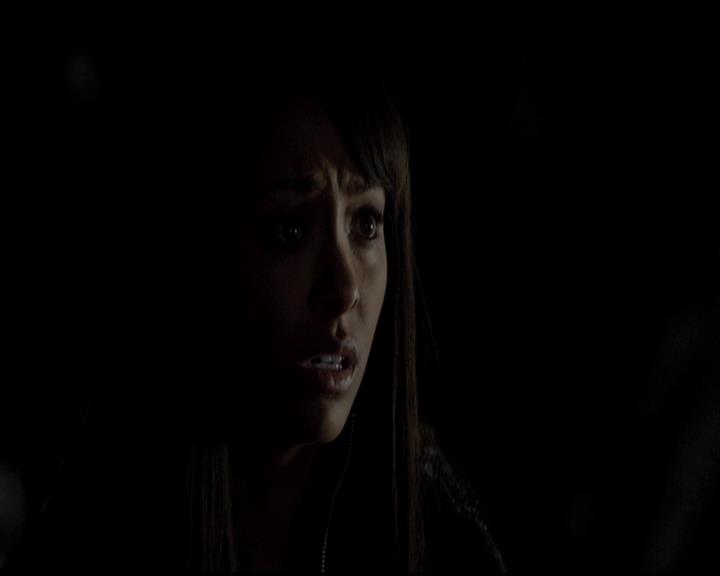 VampireDiariesWorld-dot-org_4x14DownTheRabbitHole1992.jpg