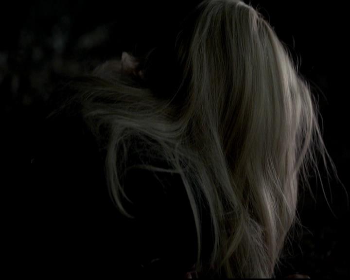 VampireDiariesWorld-dot-org_4x14DownTheRabbitHole2011.jpg