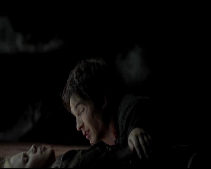 VampireDiariesWorld-dot-org_4x14DownTheRabbitHole2026.jpg