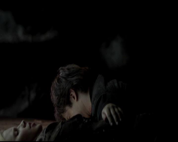 VampireDiariesWorld-dot-org_4x14DownTheRabbitHole2028.jpg