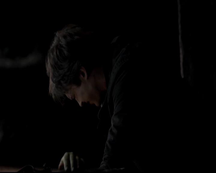 VampireDiariesWorld-dot-org_4x14DownTheRabbitHole2034.jpg