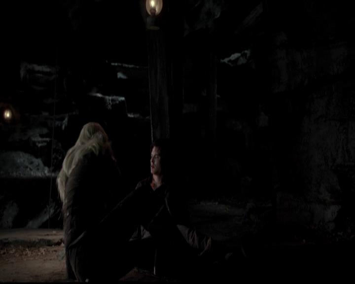 VampireDiariesWorld-dot-org_4x14DownTheRabbitHole2046.jpg