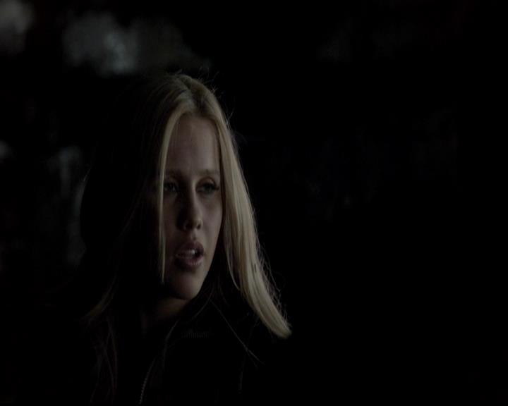 VampireDiariesWorld-dot-org_4x14DownTheRabbitHole2049.jpg