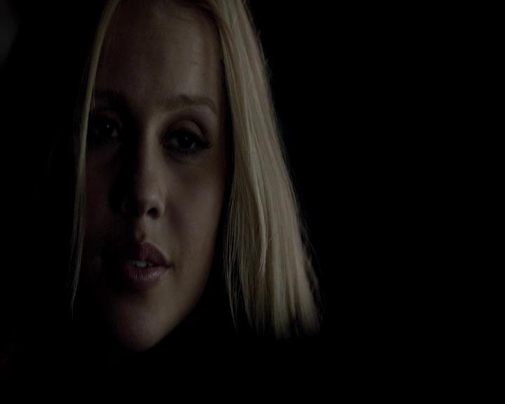 VampireDiariesWorld-dot-org_4x14DownTheRabbitHole2070.jpg