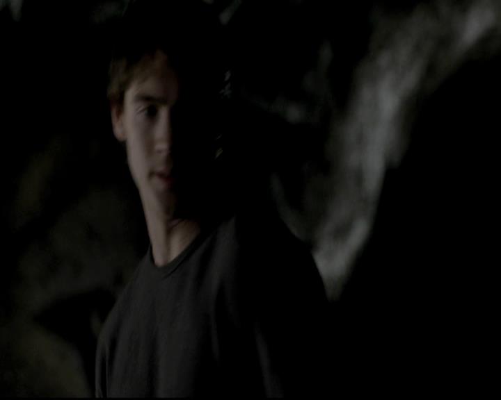 VampireDiariesWorld-dot-org_4x14DownTheRabbitHole2074.jpg