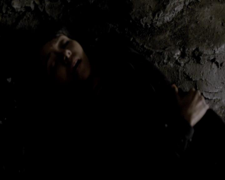 VampireDiariesWorld-dot-org_4x14DownTheRabbitHole2086.jpg