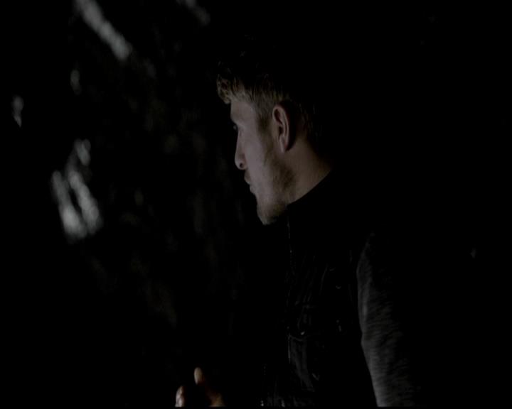VampireDiariesWorld-dot-org_4x14DownTheRabbitHole2087.jpg