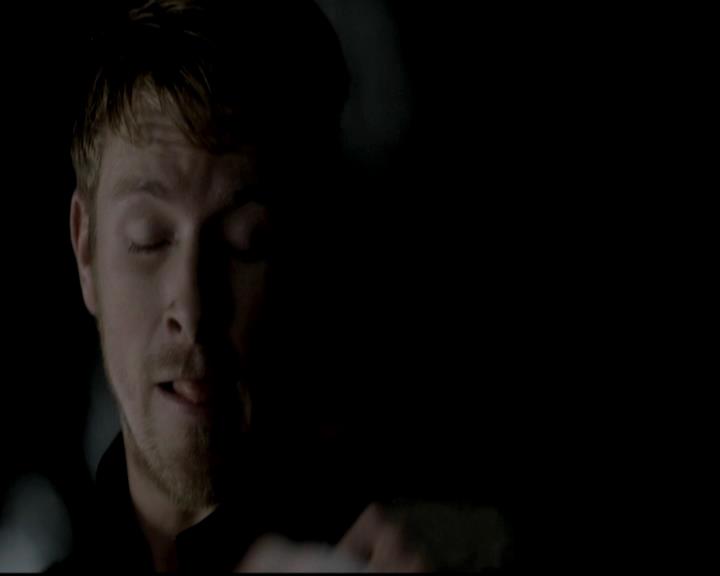VampireDiariesWorld-dot-org_4x14DownTheRabbitHole2107.jpg