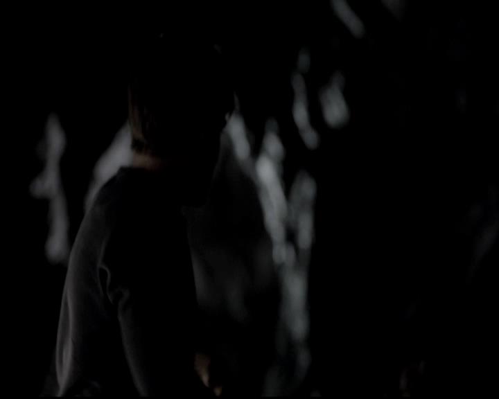 VampireDiariesWorld-dot-org_4x14DownTheRabbitHole2108.jpg